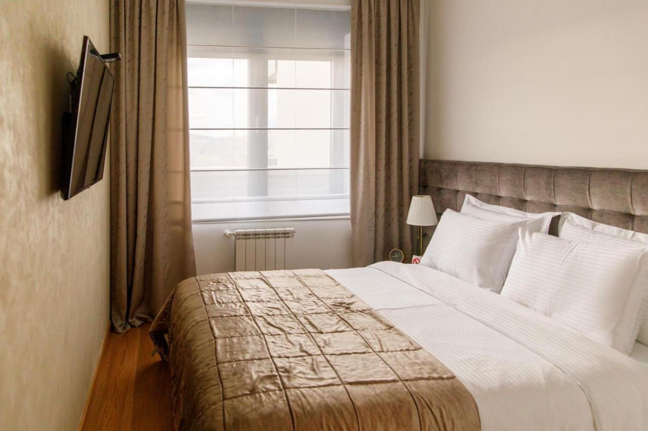 Dali Apartments Pupin Palace Novi Sad Esterno foto