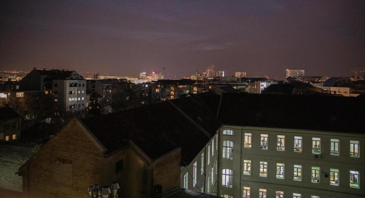 Dali Apartments Pupin Palace Novi Sad Esterno foto