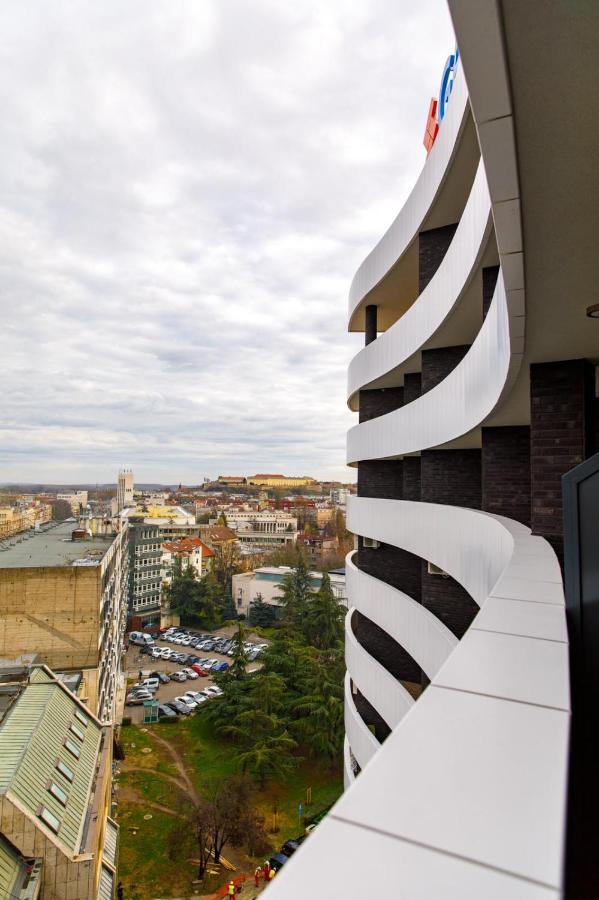 Dali Apartments Pupin Palace Novi Sad Esterno foto